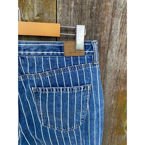 AEO pinstripe denim jean hi-rise mom style - Picture 6 of 6